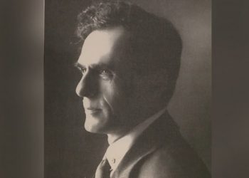 ​MITHAT FRASHËRI, KUNDËRSHTARI I KOMUNIZMIT