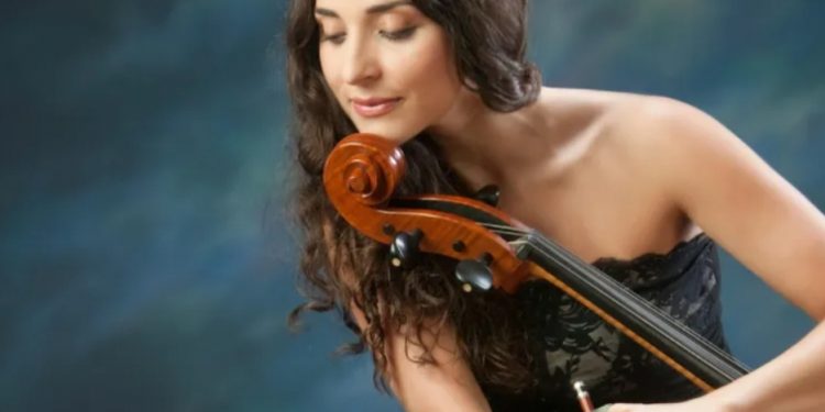 Violonçelistja nga Shkodra që po ndërton karrierën e saj në SHBA