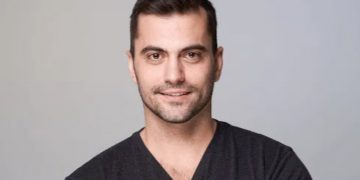 Si E Ngriti Një Perandori Në Silicon Valley, Me Vetëm 600 € Armir Harris