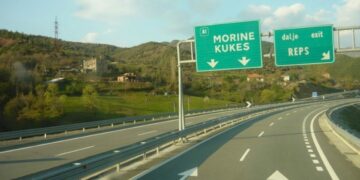 Qeveria lajmëron uljen e taksës në Rrugën e Kombit