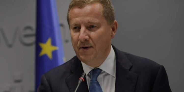 Bashkimi Europian habitur me vendimin e Qeverisë për ulje pagash në sistemin e drejtësisë