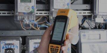 Kapen 164 familjarë që po vidhnin emergjinë elektrike