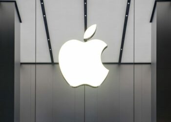 Apple konfirmon se dërgesat e iPhone do të vonohen për shkak të kufizimeve për COVID-19 në Kinë