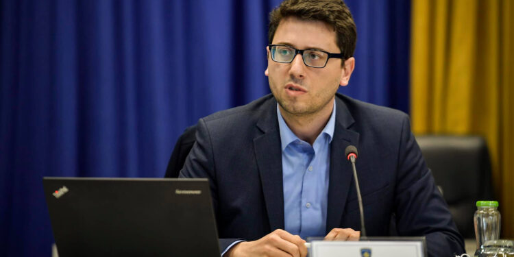 “Rritja ekonomike është ngadalësuar”, Murati: Po hyjmë në dimër pa e pasur të qartë mungesën e energjisë