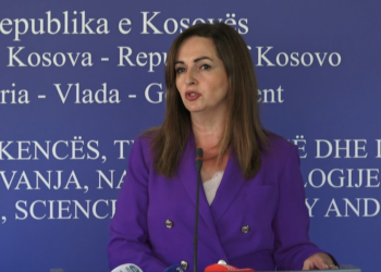 Shkëputja e Kontratës Kolektive nga ministria e Arsimit vleresohet marrezi