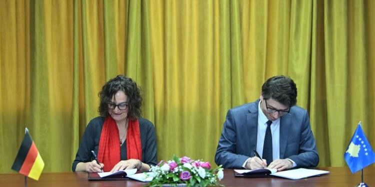 Gjermania zoton 37 milionë euro për ta përafruar Kosovën me Bashkimin Evropian