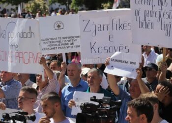 Ligji i Pagave, paralajmërohen sërish protesta – kërkohet reflektim nga Qeveria