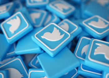 Fillon rikthimi masiv i llogarive të suspenduara në platformën Twitter