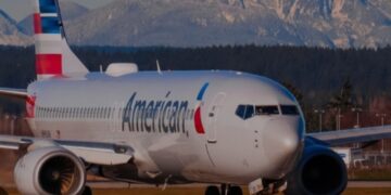 Amerikan Airlines e para nē botë me 124 milionē udhëtarë