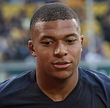 Kylian Mbappé shënoi dy golat e tij të parë në La Liga ndërsa Real Madrid mundi Real Betis.