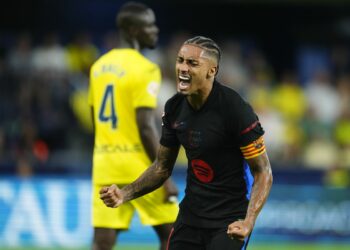 Barcelona fitoi 5-1 në Villarreal në raundin e gjashtë të kampionatit spanjoll.