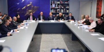 Koalicioni i AAK, Nisma Socialdemokrate, Lista Konservatore dhe Forumi Intelektual E-30 prezentuan  programin zgjedhor