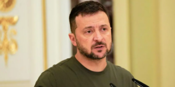 Lufta me Rusinë është më afër fundit nga sa mendojmë – Zelensky