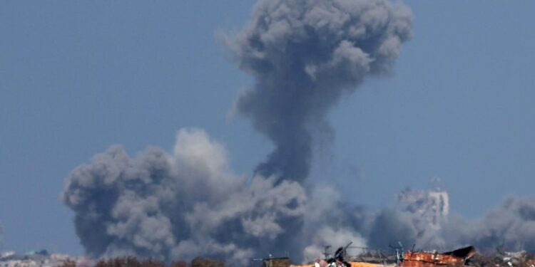 Izraeli jep urdhër për evakuim të ri në Gazë pas sulmeve me raketat.