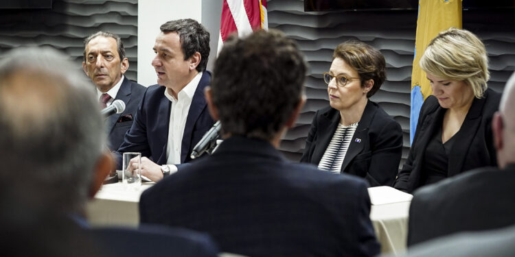 Kryeministri Kurti takoi shoqata dhe organizata shqiptare në Shtetet e Bashkuara të Amerikës