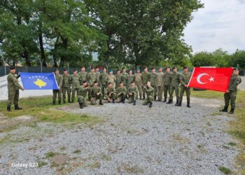 Instruktorë të ushtrisë turke realizuan trajnim teorik e praktik në përdorimin e Antitankut HAR-66, duke përgatitur e trajnuar nënoficerët e oficerët e Kosovës