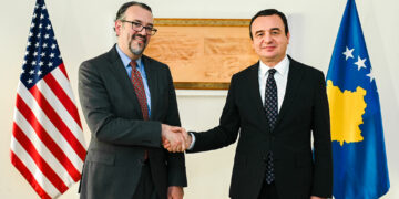 Kryeministri Kurti mirëpriti Zëvendës Ndihmës Sekretarin e Shteteve të Bashkuara të Amerikës për Ballkanin Perëndimor, Alexander Kasanof