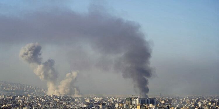 Izraeli sulmoi sërish objektiva në Liban, disa shpërthime ranë në jug të Bejrutit