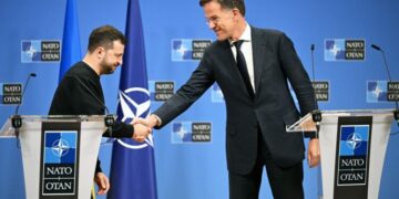 Zelensky në Bruksel: “Ukraina e meriton anëtarësimin në NATO”