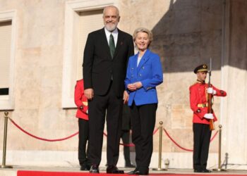 Von der Leyen filloi një turne në Ballkan: “Zgjerimi i BE-së është prioriteti im”