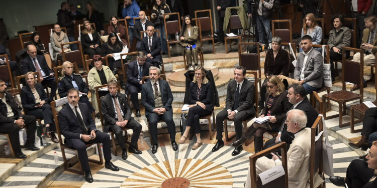 Kryeministri Kurti mori pjesë në lansimin e projektit nga Këshilli i Evropës “Nxitja e kohezionit shoqëror duke përforcuar të drejtat e minoriteteve dhe gjuhët e minoriteteve në Kosovë”