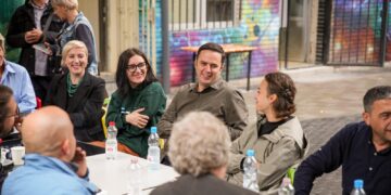 Kryetari i Lidhjes Demokratike të Kosovës në takim në Lagjen e Artistëve në Ulpianë