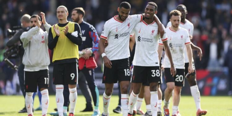 LIVERPOOL VAZHDON TË FITOJ: “Të Kuqt” më të mirë se Crystal Palace në Premier League