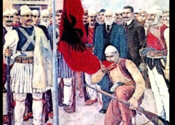 Ceremonia e Ngritjes së Flamurit në Vlorë, Të Pranishëm Krerët e Shtetit Shqiptar dhe Kryeministri i Kosovës