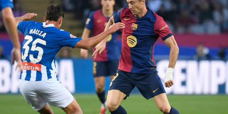 Lojtarët e Barcelonës mposhtën në mënyrë rutinore Espanyolin në derbin e qytetit