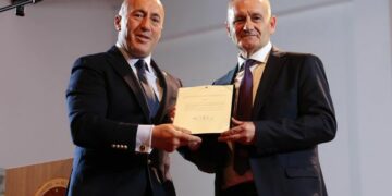 Entuziazëm dhe mbështetje për AAK-në në Klinë: Prezantohen kandidatët për deputetë dhe programi për zhvillim ekonomik dhe anëtarësim në NATO