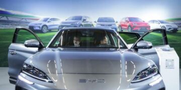 Tarifat e BE-së për Automjetet Elektrike Kineze Ngjallin Kundërshtime