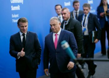 Presidenti francez Macron në Budapest: Evropa duhet të shkruajë historinë e saj