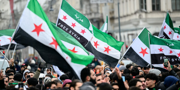 Rebelët Sirianë Kërkojnë Marrëdhënie të Mira me Vendet Ndërkombëtare