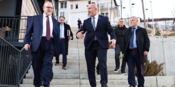 Haradinaj Prit Ambasadorin Hovenier në Takimin Lamtumirës