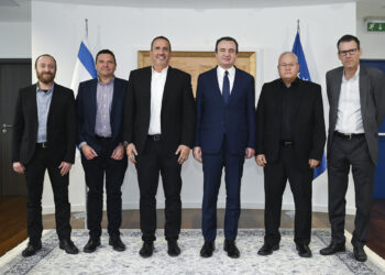 Kryeministri Kurti Takon Delegacionin e Bizneseve Izraelite për Investime në Energjinë e Ripërtëritshme dhe Teknologji