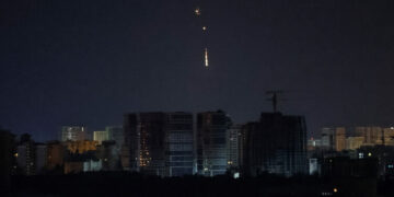 Sulmi i natës ruse në Kiev: Një i vdekur dhe shtatë të plagosur