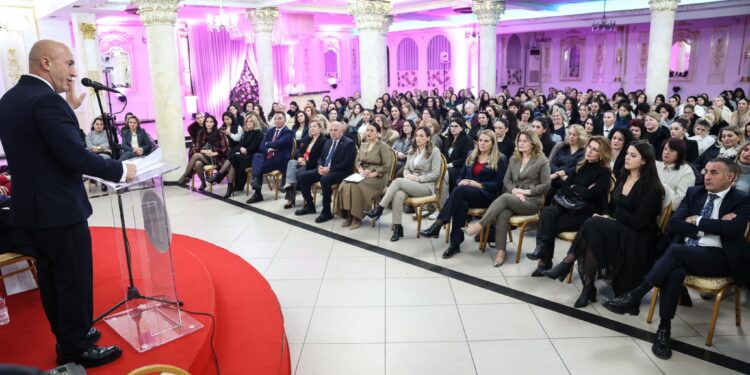Ramush Haradinaj: Fuqizimi i grave, shtyllë për një Kosovë të barabartë dhe fituese