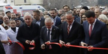 Mitrovica hap kapitull të ri me Qendrën e re të Mjekësisë Familjare “Dr. Nexhat Çuni”
