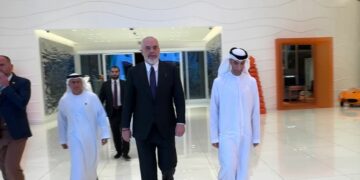 Kryeministri Edi Rama në Abu Dhabi për Javën e Qëndrueshmërisë 2025: Axhenda dhe Synimet e Vizitës