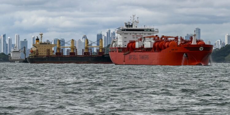 Panamaja tërhiqet nga iniciativa ndërkombëtare mes akuzave për ndikim të Pekinit