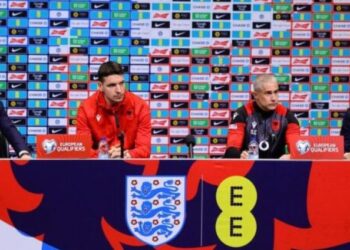 Sylvinho flet para ndeshjes me Anglinë: Kemi pasur probleme, lojtarët vijnë të lodhur