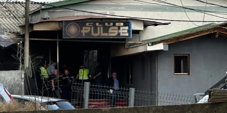 Magazina e Tapeteve u Shndërrua në Diskotekë: “Pulse” – Disko e Papërshtatshme që Ktheu në Varr 59 Të Rinjtë