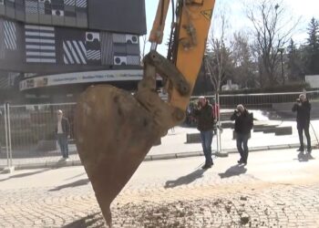 Rama gjatë nisjes së punimeve në sheshin “Xhorxh Bush”: Do të transformohet kryeqyteti