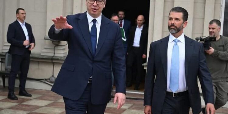 Trump Jr.: Bombardimet e NATO-s ndaj Serbisë Ishin Shpërqendrim nga Skandali Clinton-Lewinsky