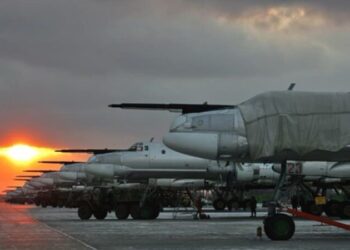 Ukraina bombardoi bazën ajrore ruse në Saratov, u raportua për shpërthime të raketave