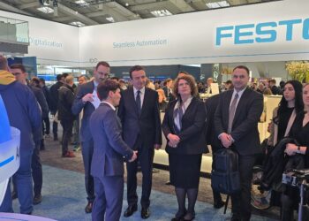 Kryeministri Kurti viziton panairin “Hannover Messe 2025” dhe diskuton mundësi bashkëpunimi me liderët e industrisë