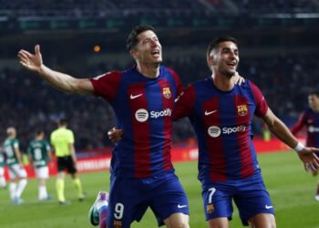 Mosha nuk e ndalon Lewandowskin: 36-vjeçari kryeson golashënuesit e la ligës