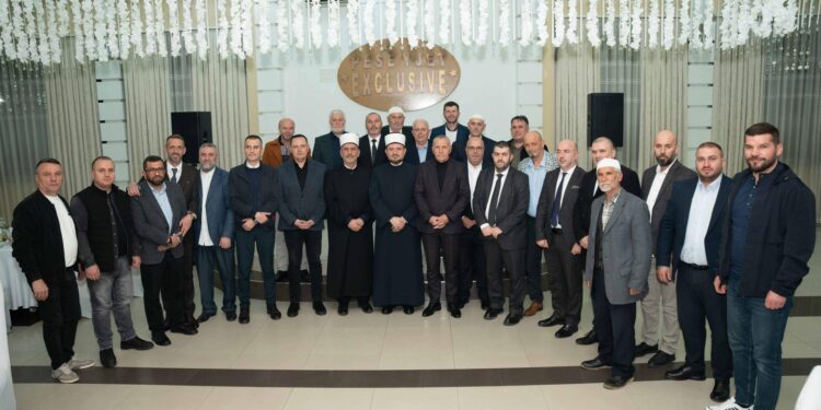 Nuk arriti të i bashkoj Albin Kurti e Edi Rama, krerët e Bujanocit i bashkon BIK’u