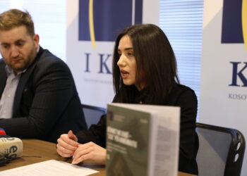 IKD: Kuvendi ka Shkelur të Drejtat e Mbi 90,000 Zyrtarëve Publikë