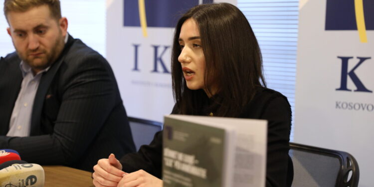 IKD: Kuvendi ka Shkelur të Drejtat e Mbi 90,000 Zyrtarëve Publikë